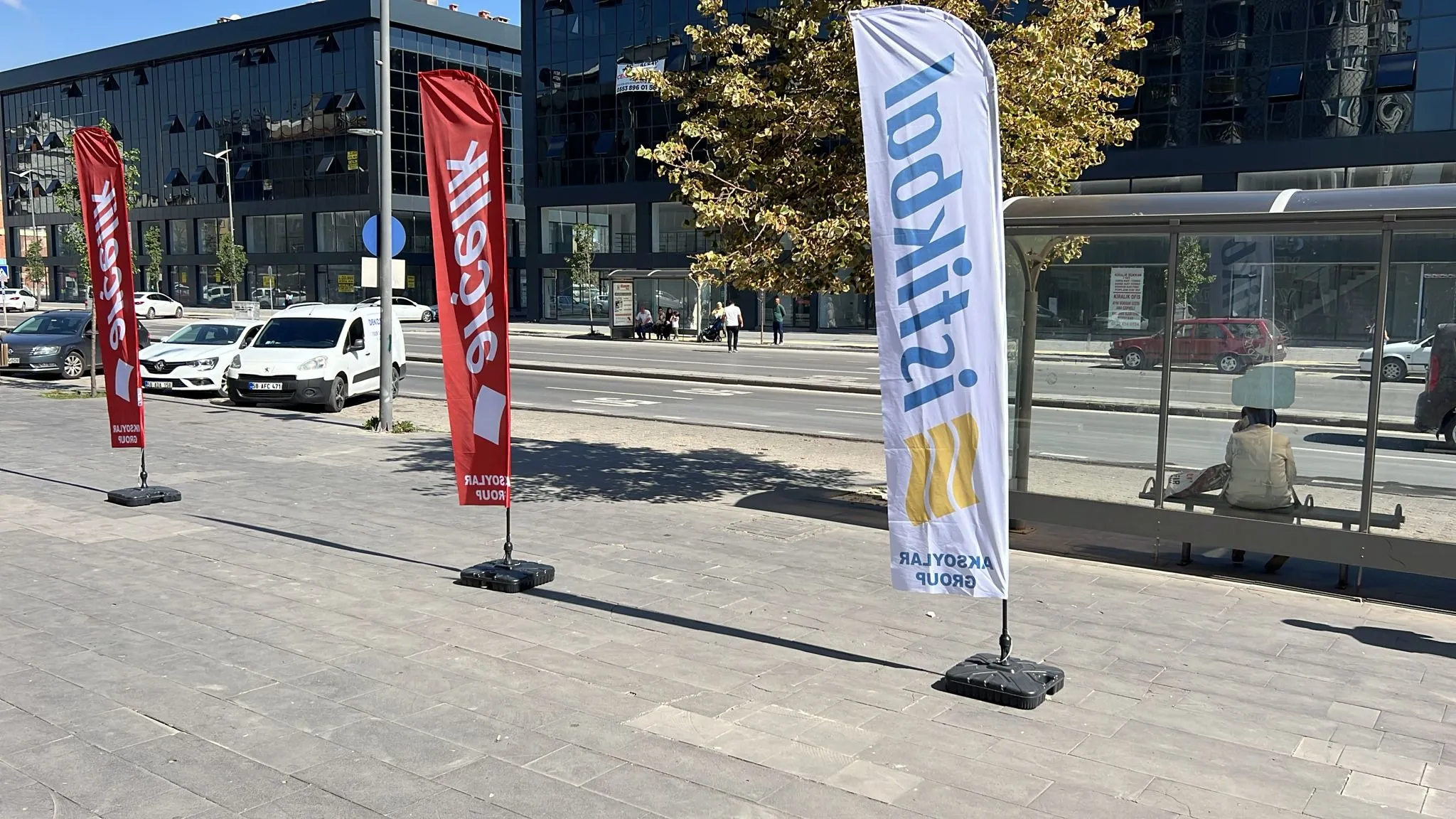 Beyaz Eşyacı Yelken Bayrağı-2