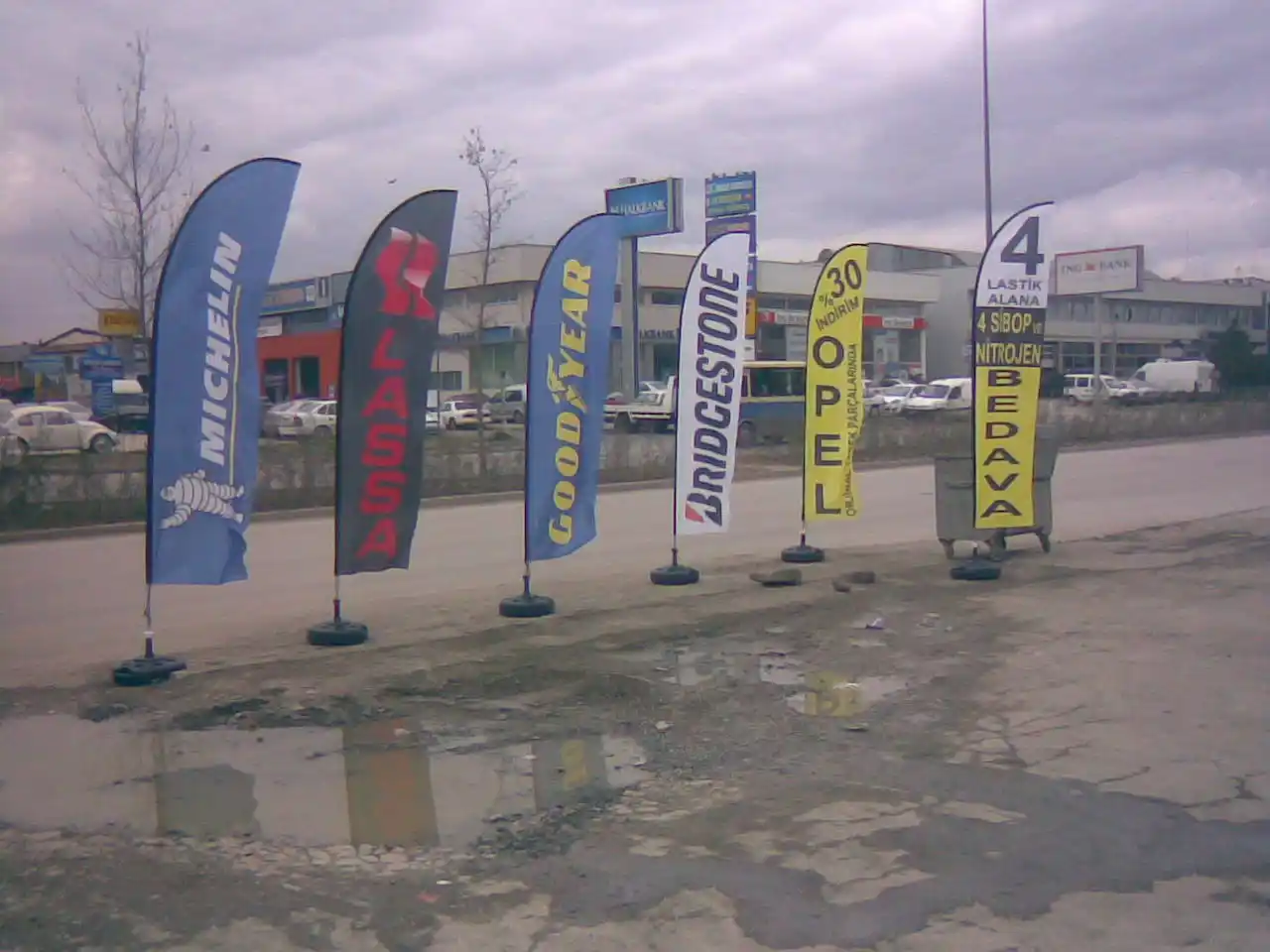 Oto Lastikçi Yelken Bayrağı-22